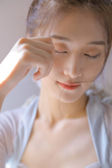 明星专题：吴美珩